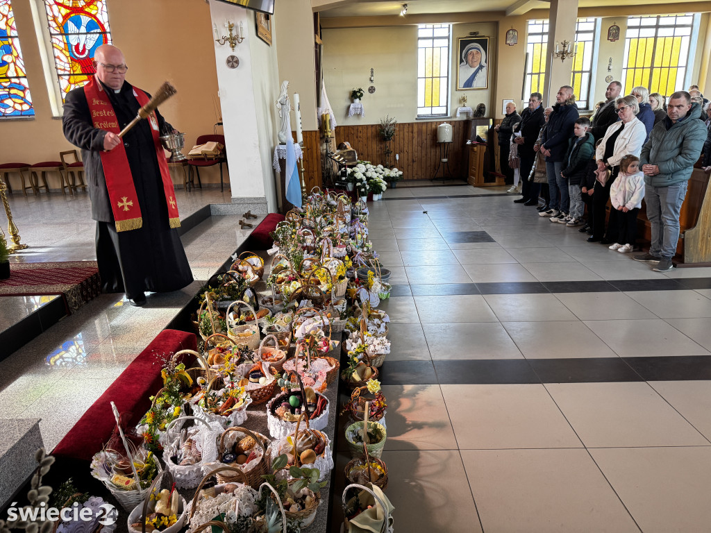 Święcenie pokarmów w Przechowie