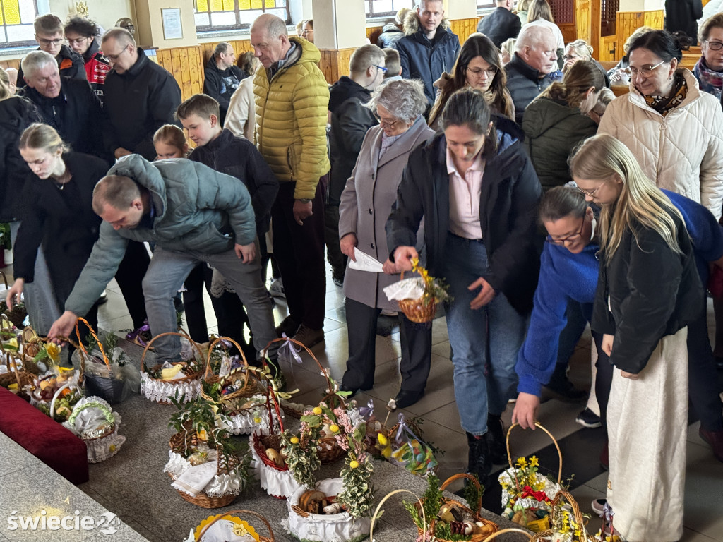 Święcenie pokarmów w Przechowie