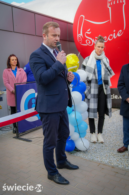 Kryty kort w Świeciu wreszcie otwarty