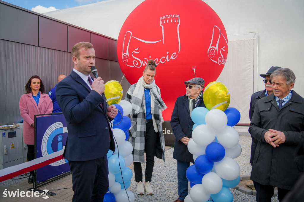 Kryty kort w Świeciu wreszcie otwarty