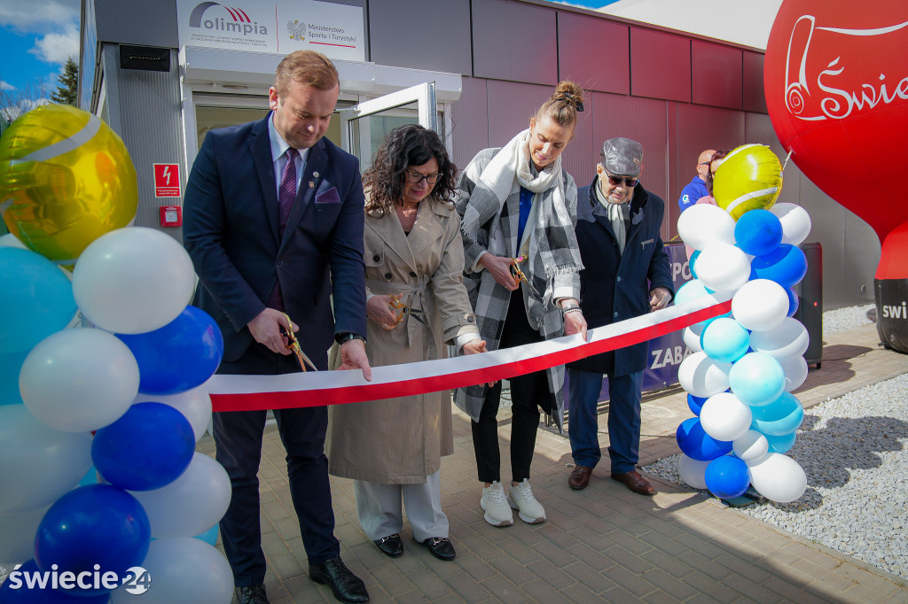 Kryty kort w Świeciu wreszcie otwarty