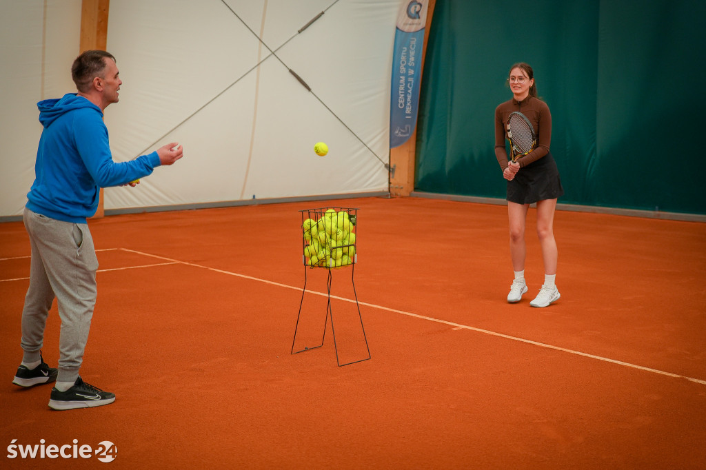 Kryty kort w Świeciu wreszcie otwarty