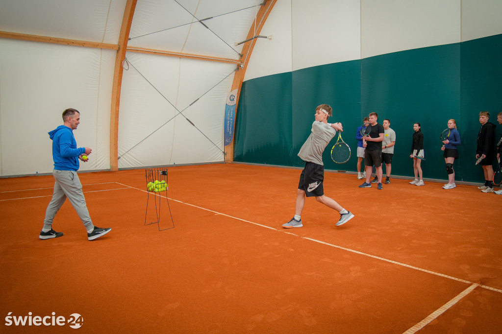 Kryty kort w Świeciu wreszcie otwarty