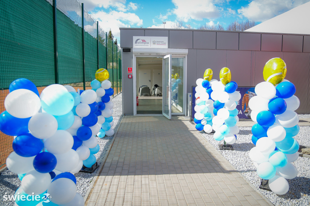 Kryty kort w Świeciu wreszcie otwarty