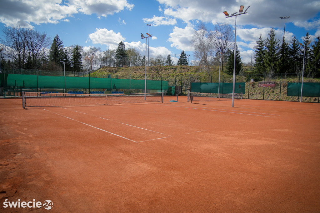 Kryty kort w Świeciu wreszcie otwarty