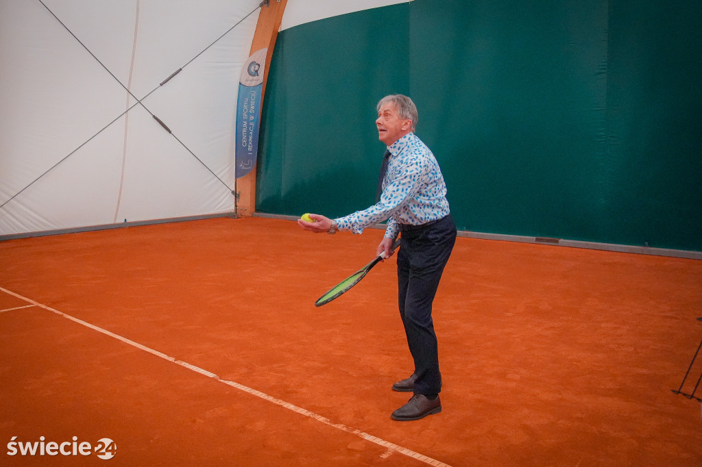 Kryty kort w Świeciu wreszcie otwarty