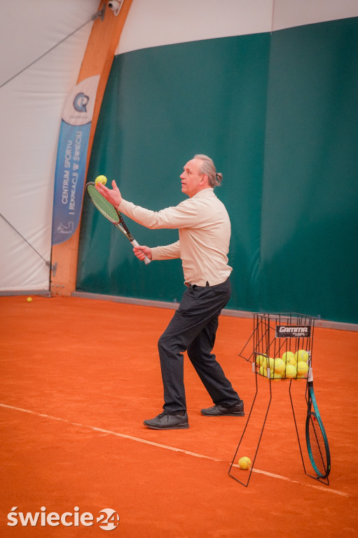 Kryty kort w Świeciu wreszcie otwarty