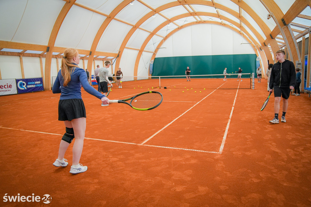 Kryty kort w Świeciu wreszcie otwarty