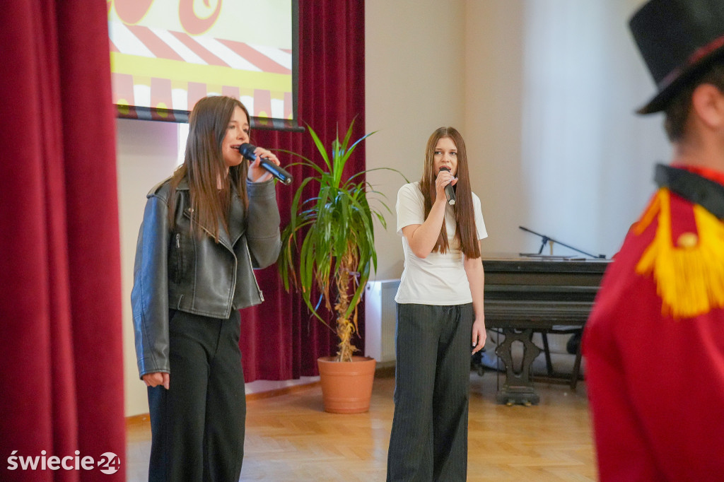 Drzwi otwarte w I LO w Świeciu