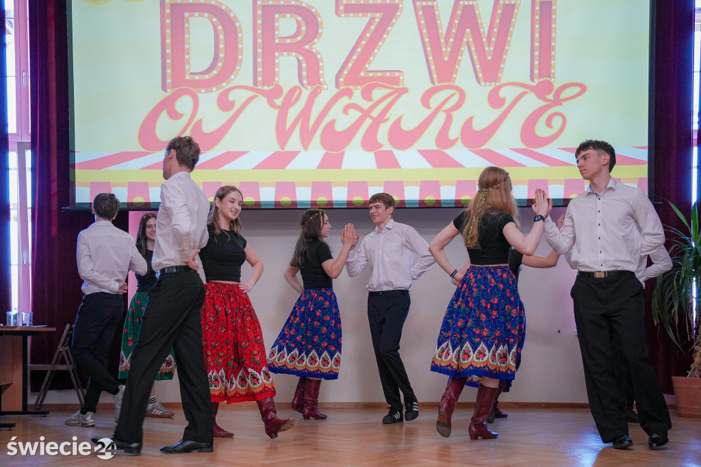 Drzwi otwarte w I LO w Świeciu