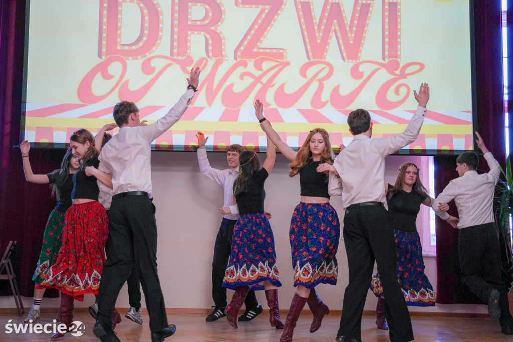 Drzwi otwarte w I LO w Świeciu