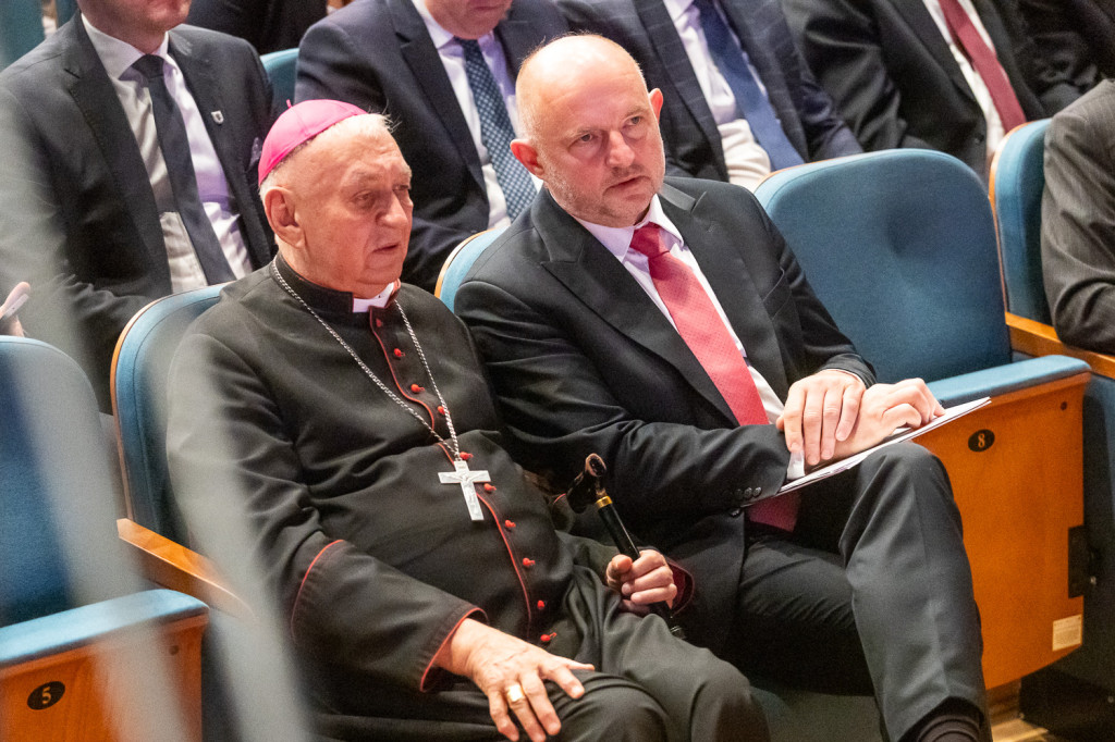 Uroczysta sesja sejmiku na Święto Województwa