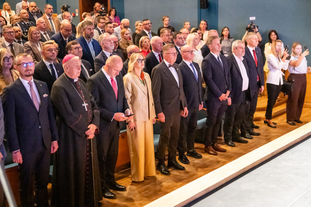 Uroczysta sesja sejmiku na Święto Województwa
