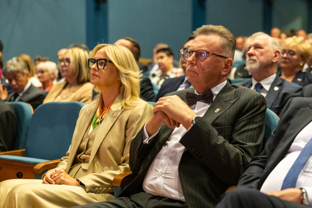 Uroczysta sesja sejmiku na Święto Województwa