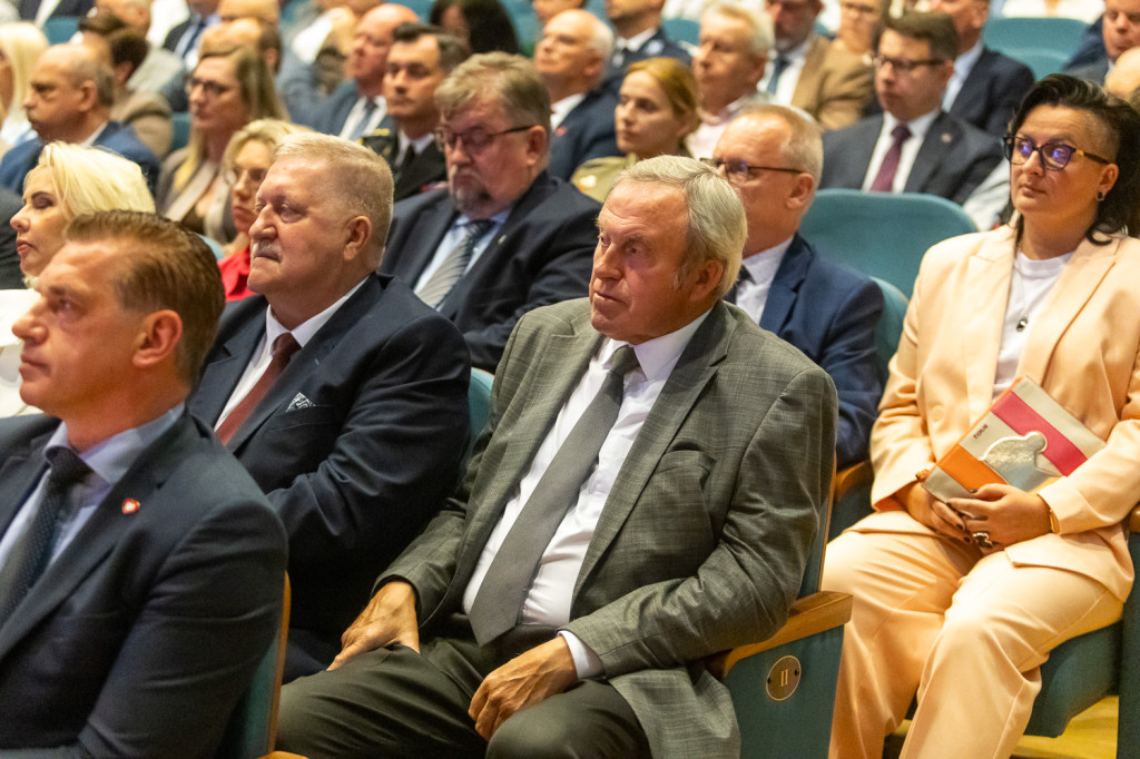 Uroczysta sesja sejmiku na Święto Województwa