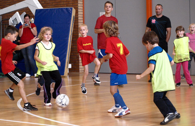 Turniej przedszkolaków w hali