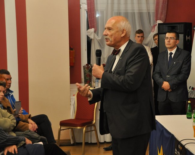 Janusz Korwin-Mikke: Jesteśmy niewolnikami 