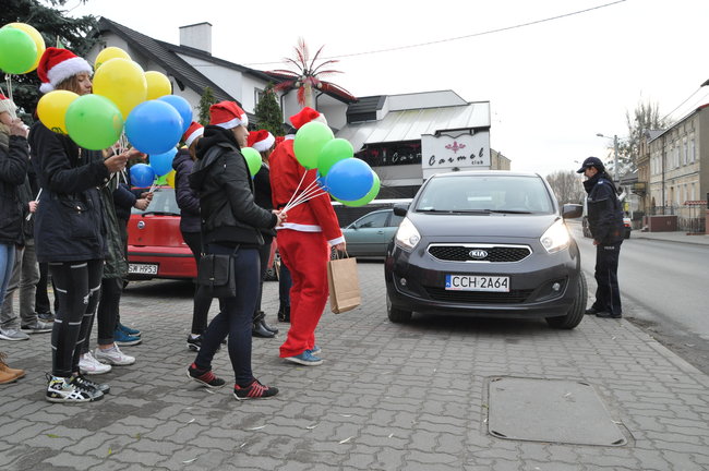 Wiedzieliście, że Mikołaj pracuje dla policji?