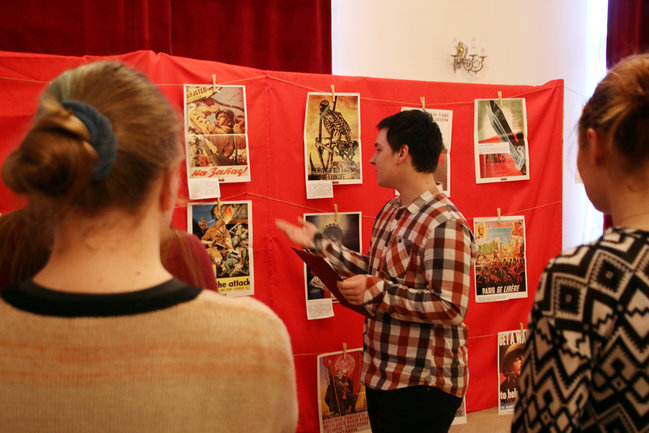 Wystawa plakatów wojennych