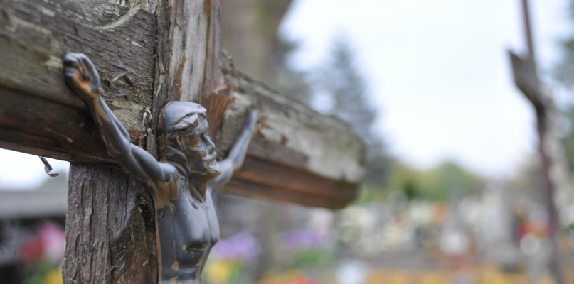 Kiedy procesja na cmentarzu i czy będzie msza?