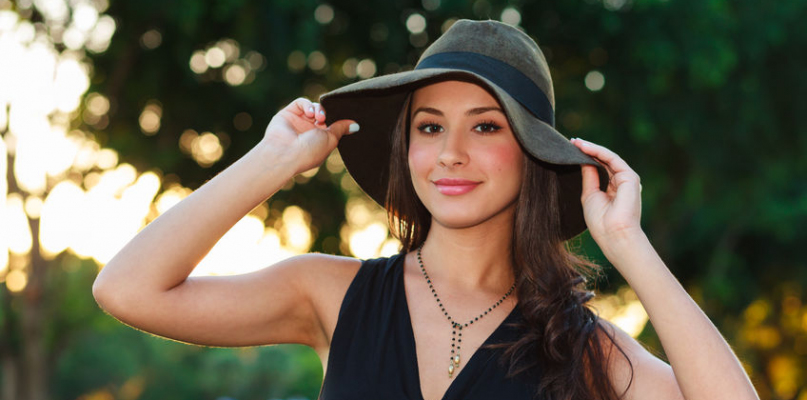 Jak wybrać wisiorek - zawieszkę na prezent? Złoty czy srebrny