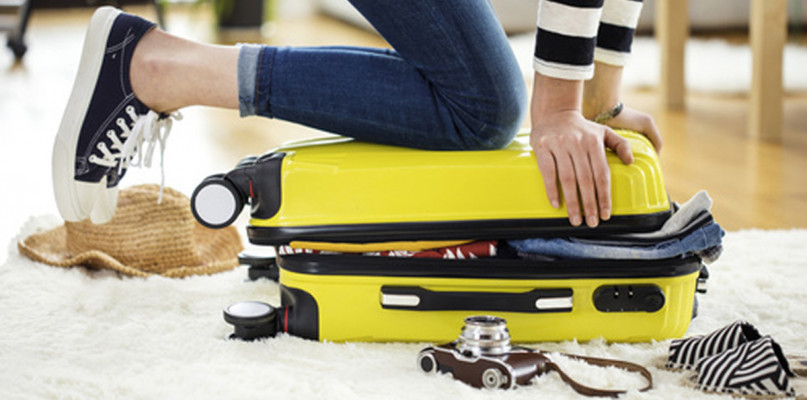 Wakacje last minute. 5 złotych porad - jak szybko się spakować