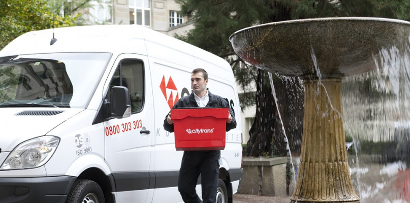 Wysyłki paczek za granicę - o czym warto pamiętać?