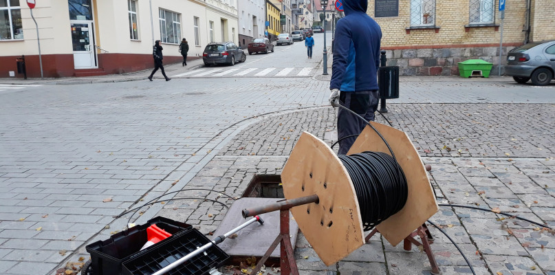 1000 budynków w Świeciu będzie mieć światłowody i szybki internet