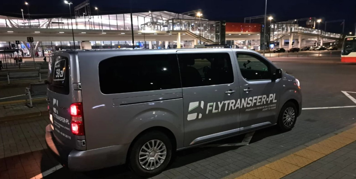 Nie męcz się prowadzeniem samochodu. FLYtransfer dowiezie cię na lotnisko