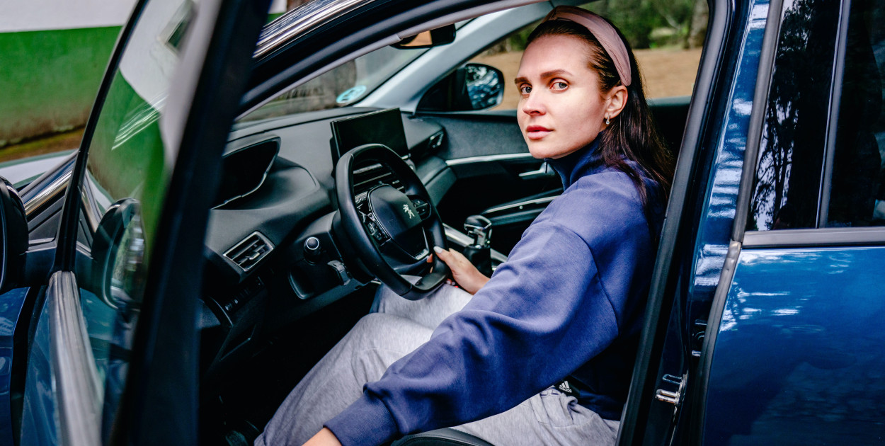 Eksperci ruchu drogowego twierdzą, że kobiety są dobrymi kierowcami. A Ty jak uważasz?