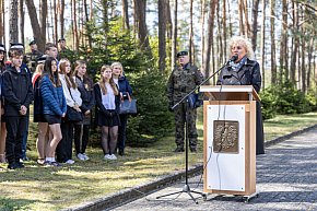 Obchody zakończenia wojny. Pamiętamy o Mniszku-4305