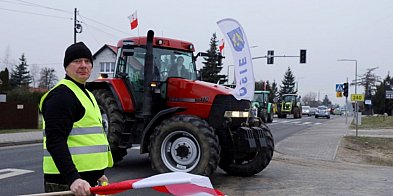 Rolnicy blokują węzeł A1 w Turznie-20512