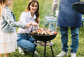 Czy 2 maja to dzień wolny od pracy? Jak działają sklepy i urzędy?-26750