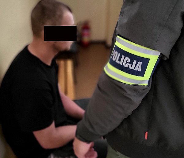 Praca nie uchroniła go przed karą. 23-latek zatrzymany w drodze-26794