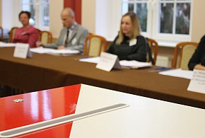 Nie każdy o tym pamięta. Za złamanie przepisów nawet milion kary-26918
