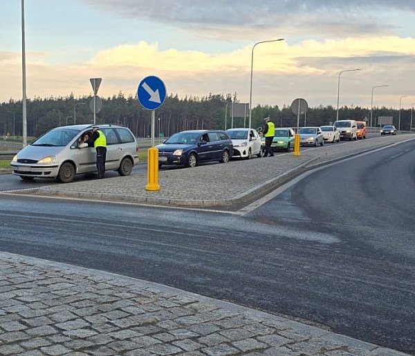 Tego ranka dmuchało aż 1400 kierowców. Ilu było pod wpływem?-27052