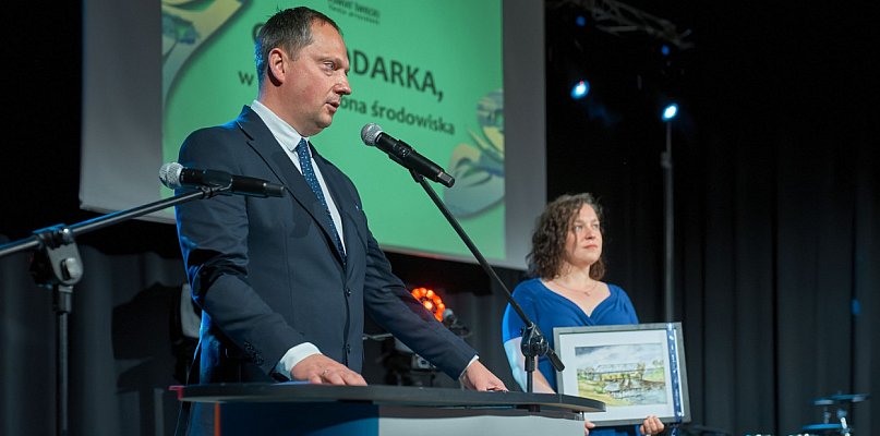 Tych ludzi warto znać. Nagrody starosty rozdane - 27223