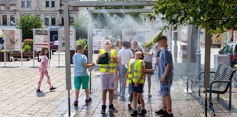 Miasto szykuje się na upały! W Świeciu pojawiły się kurtyny wodne - 27423