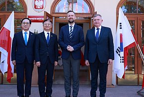 Nowa umowa na czołgi K2 coraz bliżej. "Wzmocnić polski przemysł zbrojeniowy"-27451