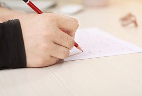To zaważy na przyjęciu do szkoły średniej. Uczniowie już liczą punkty-27459