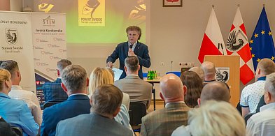 Jacek Karnowski w Świeciu mówił, jak zdobyć pieniądze na inwestycje ZDJĘCIA-27756