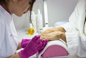 U kosmetyczki szykują się zmiany. Co czeka klientki od września?-27775