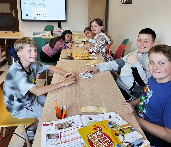 Rynek 6 w Osiu: Nowe miejsce, które łączy pasje i talent!-27956