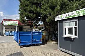 Gdzie wyrzucać zużyte ubrania?-4386