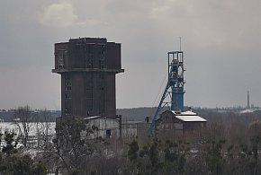 Pięcioletnie urlopy i nawet 170 tys. zł odprawy. Zmiany dla dużej grupy-28228