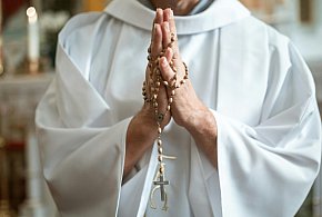 Nowe dane z Kościoła. Coraz mniej młodych wybiera drogę kapłaństwa?-28441