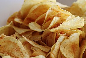 Podatek tłuszczowy uderzy w przekąski? Posłowie pokazują projekt-29181