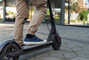 Pirat na hulajnodze. Jechał dwa razy szybciej niż pozwalają przepisy!