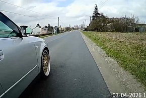 Wyprzedzał rowerzystę na milimetry NAGRANIE