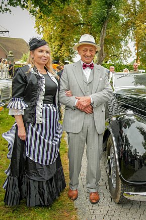 Piknik w Polednie i wystawa oldtimerów-4383